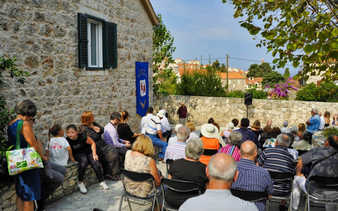 Otkrivanje spomen ploče Antoniu Rendiću Ivanoviću